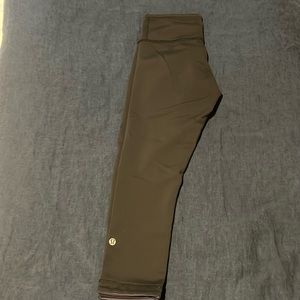 Lululemon reversible SoulCycle Wunder Under Crop Leggings